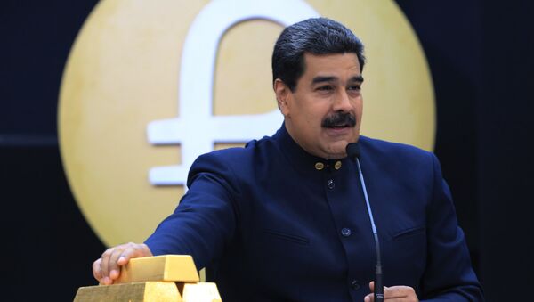 Nicolas Maduro ile Venezüella altınları - Sputnik Türkiye