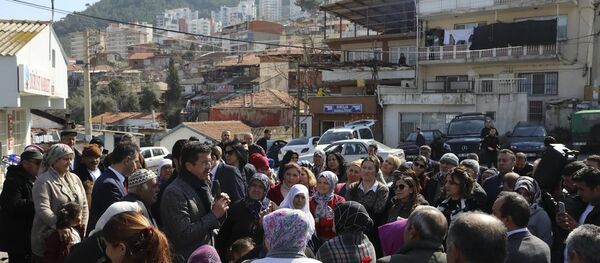 Nihat Zeybekci - Sputnik Türkiye
