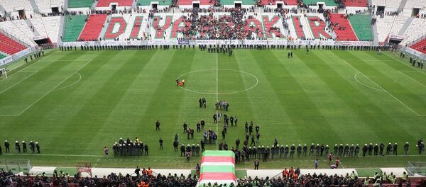 TFF 2. Lig Beyaz Grup'ta Amedspor ve Sakaryaspor, Diyarbakır Yeni Stadı'nda karşılaştı - Sputnik Türkiye
