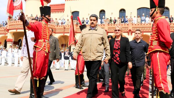 Venezüella Devlet Başkanı Nicolas Maduro, bir önceki başkan Hugo Chavez'in 6. ölüm yıldönümü için düzenlenen anma törenine katıldı - Sputnik Türkiye