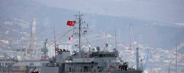 Türk savaş gemileri, ‘Mavi Vatan 2019' tatbikatı kapsamında Novorossiysk'te - Sputnik Türkiye