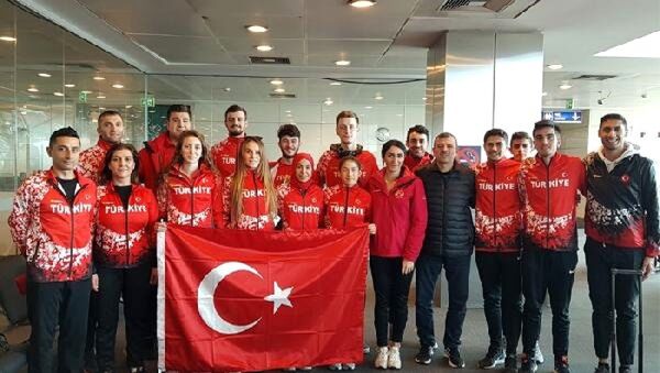 Uluslararası Salon Atletizm Şampiyonası'nın son gününde Türk atletler iki birincilik daha kazandı. - Sputnik Türkiye