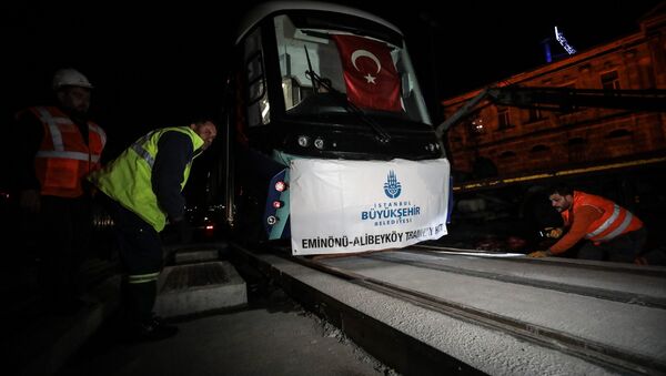 Eminönü-Alibeyköy tramvay hattında test sürüşü başlıyor - Sputnik Türkiye