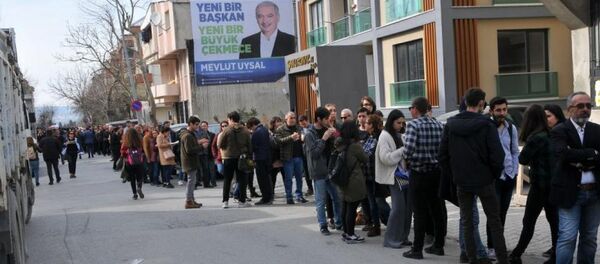 Büyükçekmece’de Kızılordu Korosu kuyruğu - Sputnik Türkiye