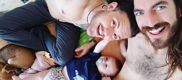 Wyley Simpson ile nişanlısı Stephan - Sputnik Türkiye