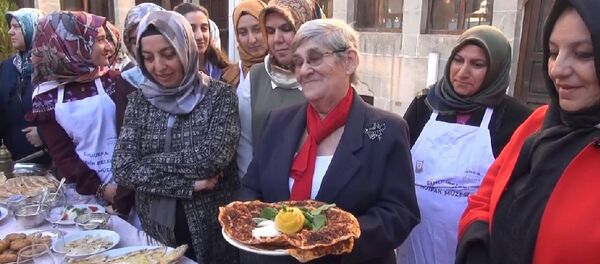 Canan Karatay - Sputnik Türkiye