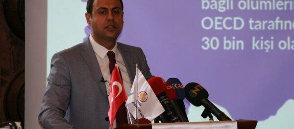 TBMM Çevre Mühendisleri Oda Başkanı Dr. Baron Bozoğlu - Sputnik Türkiye