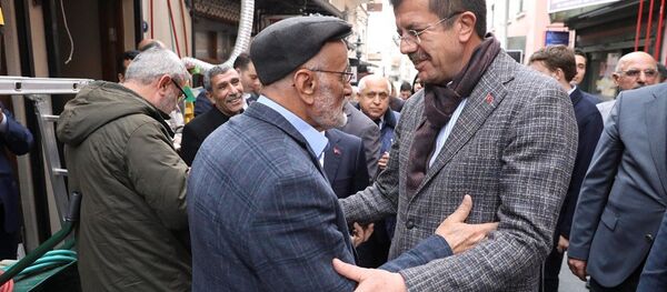 AK Parti İzmir Büyükşehir Belediye Başkan adayı Nihat Zeybekci - Sputnik Türkiye