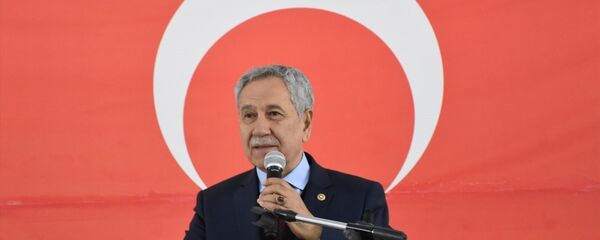 Bülent Arınç - Sputnik Türkiye