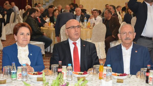 CHP Genel Başkanı Kılıçdaroğlu ile İYİ Parti Genel Başkanı Meral Akşener - Sputnik Türkiye