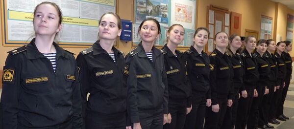 Rusya'da kızlar askeri denizcilik okuyor - Sputnik Türkiye