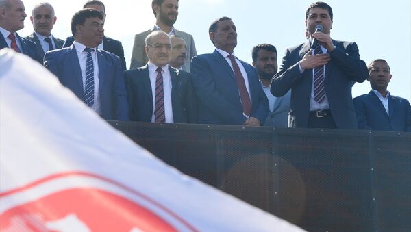 Demokrat Parti Genel Başkanı Gültekin Uysal - Sputnik Türkiye