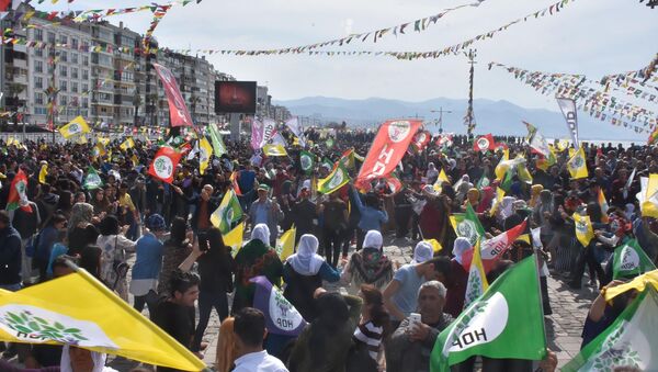 HDP'nin İzmir Nevruz etkinliği - Sputnik Türkiye