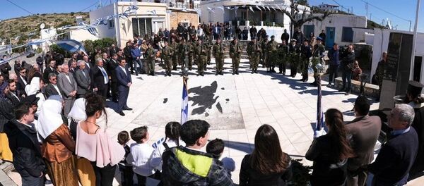 Yunanistan Başbakanı Çipras'ın helikopterine Türk uçaklarından taciz - Sputnik Türkiye