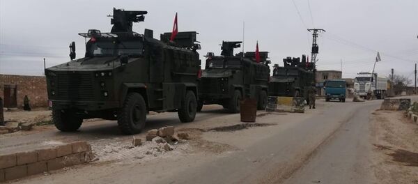 TSK ve Rusya Silahlı Kuvvetleri'nden Tel Rıfat'ta ilk devriye - Sputnik Türkiye