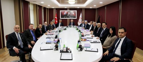 Yüksek Seçim Kurulu Üyeleri - Sputnik Türkiye