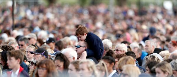 Yeni Zelanda'da iki camiye düzenlenen saldırılardan iki hafta sonra büyük bir ulusal anma töreni düzenlendi. - Sputnik Türkiye