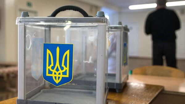 'Kiev, Rusya yanlısı seçmenlerin oy kullanmasını engellemek için Rusya'daki diplomatik temsilciliklerinde sandık kurmadı' - Sputnik Türkiye