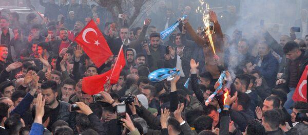 AK Parti Şırnak'ta kutlamalara başladı - Sputnik Türkiye