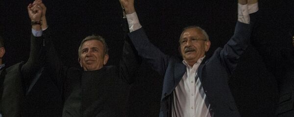CHP Genel Başkanı Kemal Kılıçdaroğlu ve CHP'nin Ankara Büyükşehir Belediye Başkanı adayı Mansur Yavaş - Sputnik Türkiye