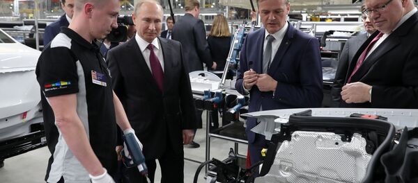 Rusya Devlet Başkanı Vladimir Putin- Mercedes Rusya Devlet Başkanı Vladimir Putin- Mercedes - Sputnik Türkiye