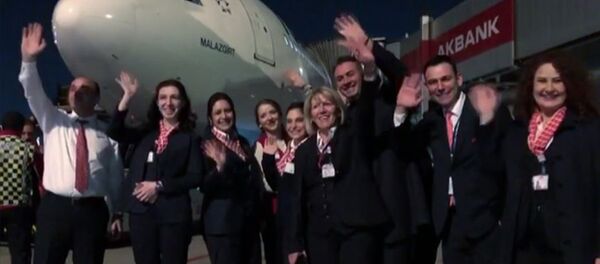 Atatürk Havalimanı'ndan son iç hat uçuşu Malazgirt uçağı ile Ankara'ya gerçekleştirildi - Sputnik Türkiye