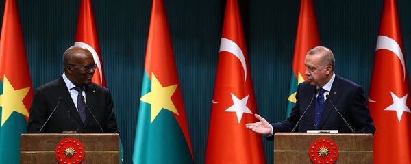 Burkina Faso Cumhurbaşkanı Roch Marc Christian Kabore - Türkiye Cumhurbaşkanı Recep Tayyip Erdoğan - Sputnik Türkiye