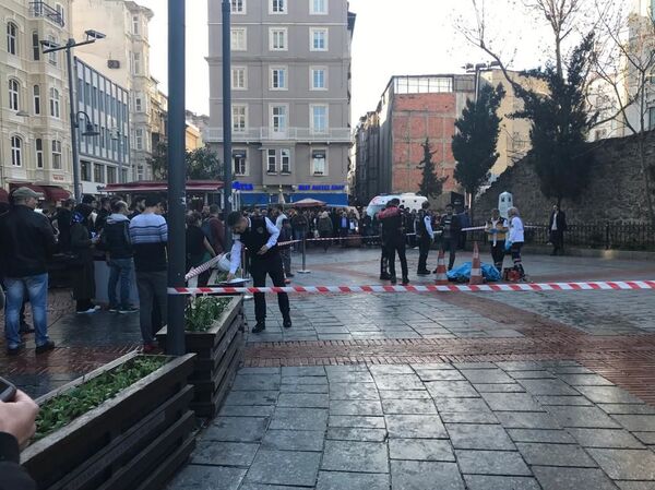 Galata Kulesi'nden düşen kadın hayatını kaybetti - Sputnik Türkiye