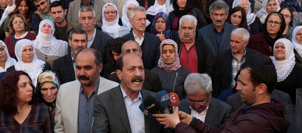 HDP Diyarbakır'da açlık grevleri ile ilgili açıklama yaptı - Sputnik Türkiye
