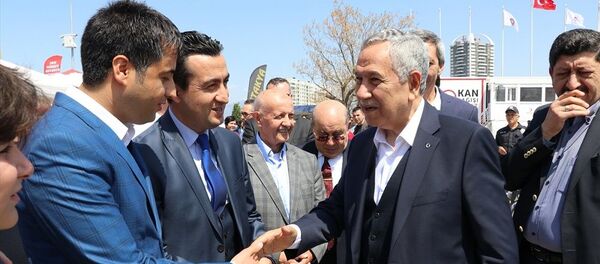 Bülent Arınç - Sputnik Türkiye