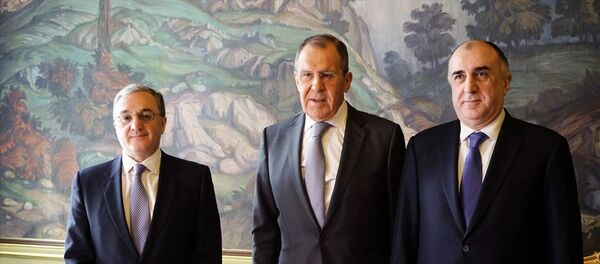 Rusya, Ermenistan ve Azerbaycan dışişleri bakanları Moskova’da bir araya geldi - Sputnik Türkiye