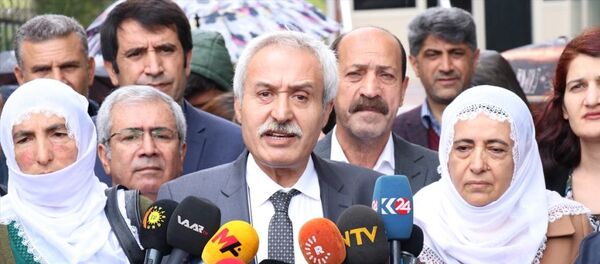 Diyarbakır Büyükşehir Belediye Başkanı Adnan Selçuk Mızraklı Diyarbakır Büyükşehir Belediye Başkanı Adnan Selçuk Mızraklı - Sputnik Türkiye