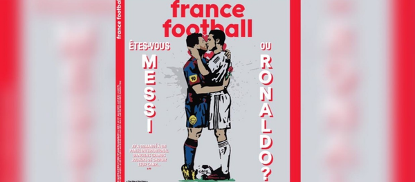 Messi ile Ronaldo öpüşüyor - Sputnik Türkiye