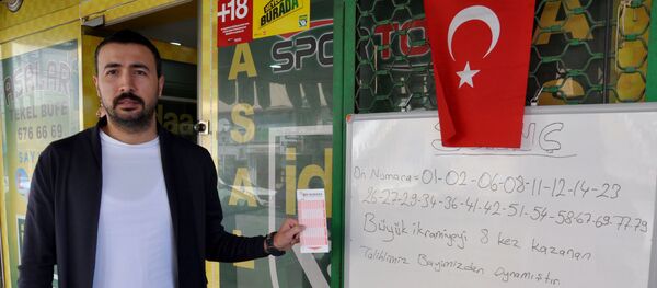 Bursa - Karacabey - bayi Aykut Asa  - Sputnik Türkiye