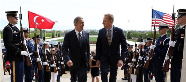 Milli Savunma Bakanı Hulusi Akar - ABD Savunma Bakan Vekili Patrick Shanahan  - Sputnik Türkiye