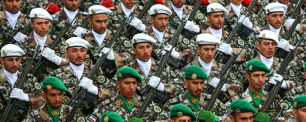 İran'da askeri geçit töreni - Sputnik Türkiye