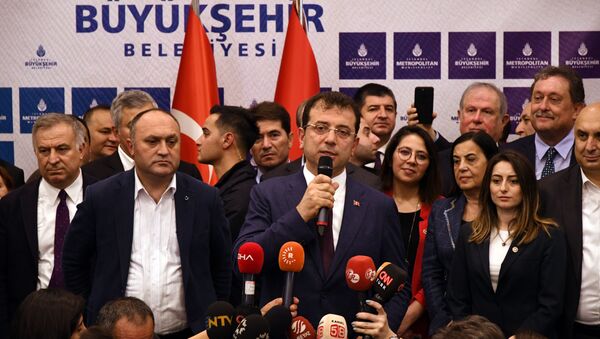 İstanbul Büyükşehir Belediye Başkanı Ekrem İmamoğlu 3 - Sputnik Türkiye