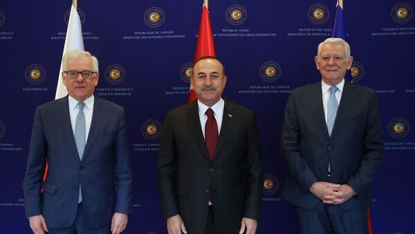 Mevlüt Çavuşoğlu, Teodor Melescanu, Jacek Czaputowicz  - Sputnik Türkiye