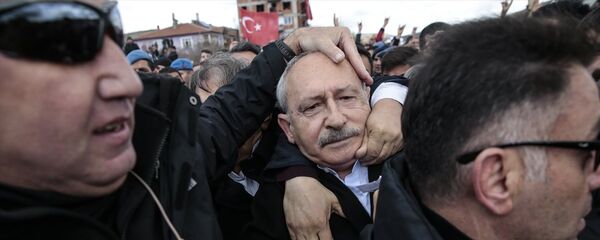 Kemal Kılıçdaroğlu'na saldırı - Sputnik Türkiye