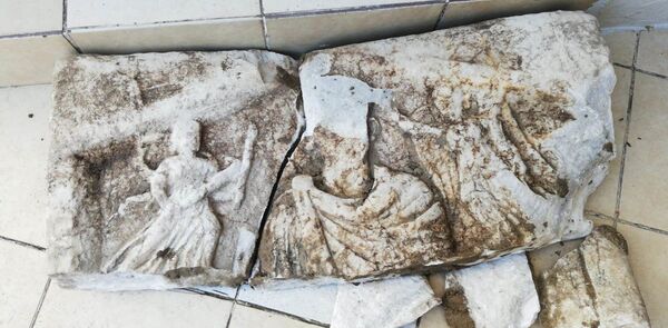 Susurluk'ta kanalizasyon çalışmalarından 'lahit' çıktı  - Sputnik Türkiye