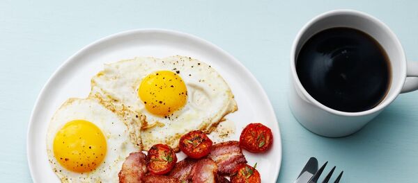 Bilim insanları kahvaltısız kalmanın barındırdığı tehlikelere dikkat çekti - Sputnik Türkiye