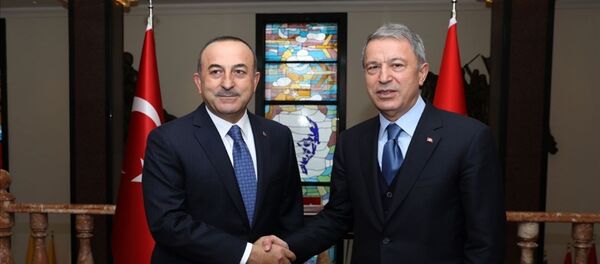 Hulusi Akar - Mevlüt Çavuşoğlu Hulusi Akar - Mevlüt Çavuşoğlu - Sputnik Türkiye