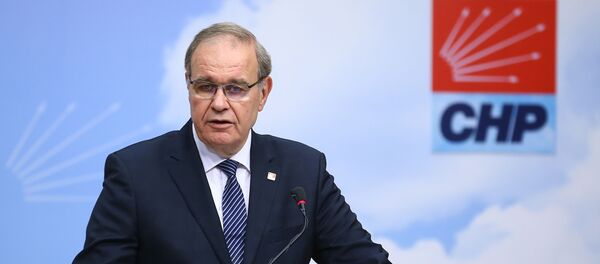 Faik Öztrak - Sputnik Türkiye