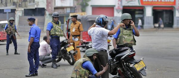 Sri Lanka'daki bombalı saldırıları gerçekleştiren kişileri bulmak için çalışmalar devam ediyor. - Sputnik Türkiye