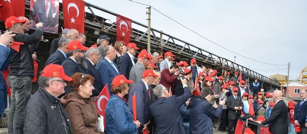 Türkiye'nin kurucusu Mustafa Kemal Atatürk'ün Lenin'e yazdığı mektubun 99. yılında düzenlenen panelin açılışındaki katılımcılar - Sputnik Türkiye