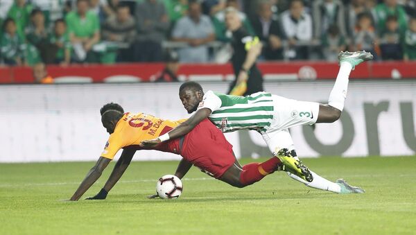 Galatasaray liderlik fırsatını tepti - Sputnik Türkiye