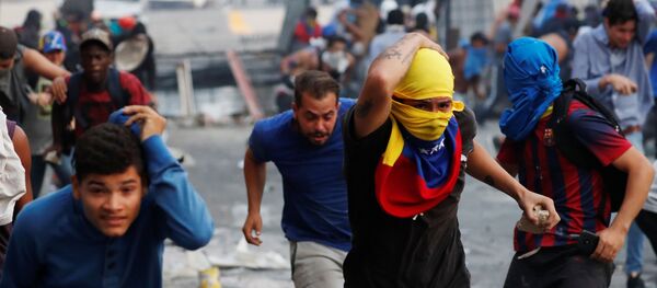 Venezüella'daki darbe girişimi Venezüella'daki darbe girişimi - Sputnik Türkiye