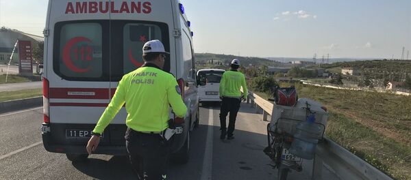 Bilecik'te bir motosiklet sürücüsü, hasarlı kazaya karıştıktan 3 saat sonra geçirdiği ikinci kazada yaralandı. - Sputnik Türkiye