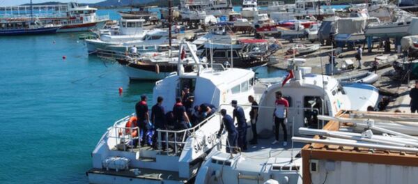 Ayvalık’ta göçmen taşıyan tekne battı: Dokuz kişi hayatını kaybetti - Sputnik Türkiye