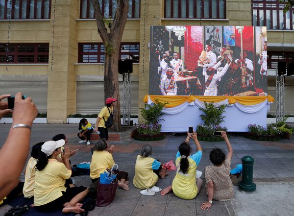 Tayland Kralı'nın üç günlük taç giyme töreni başladı - Sputnik Türkiye